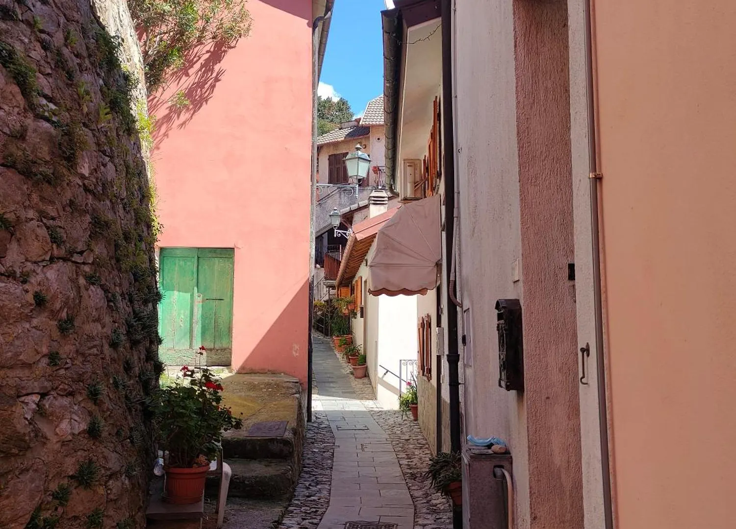 Bed & Breakfast Camera Tra Le Cinque Terre, Camogli E Portofino. Vista Valle E Scorcio Mare All'Orizzonte Castiglione Chiavarese