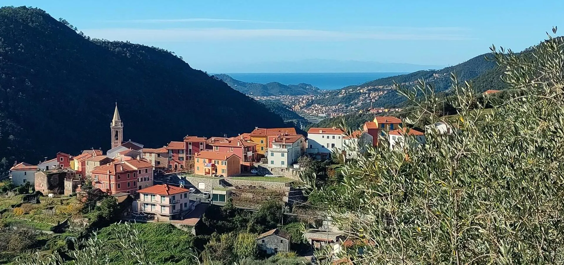 Camera Tra Le Cinque Terre, Camogli E Portofino. Vista Valle E Scorcio Mare All'Orizzonte Castiglione Chiavarese 0*,  Italy